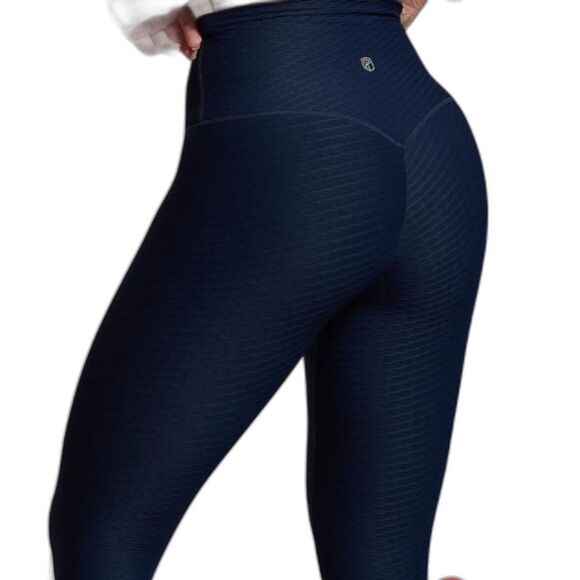 Born Primitive NWOT Paragon Navy Blue Textured High Waisted Leggings Size L - Picture 2 of 12